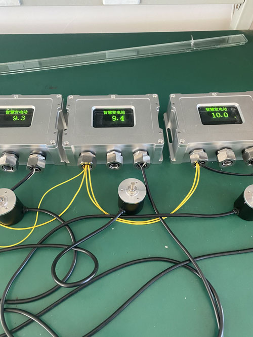 BL800E���ֻ����͹����h����ӛ���F������O���\�е����ܻ��c�Ԅӻ�